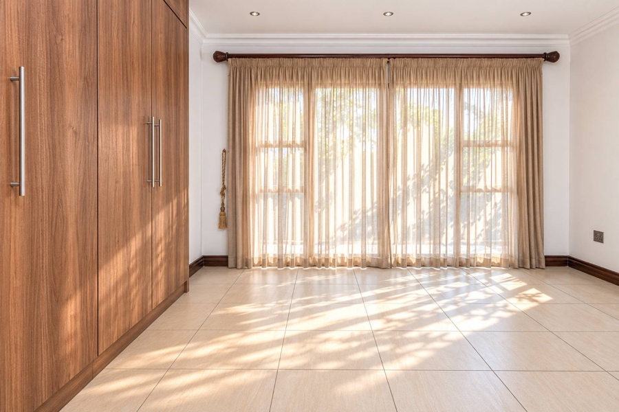 5 Bedroom Property for Sale in Pecanwood Estate North West